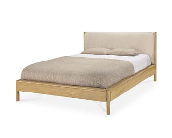 PI Sengeramme 160x200 i stoffet Cloud