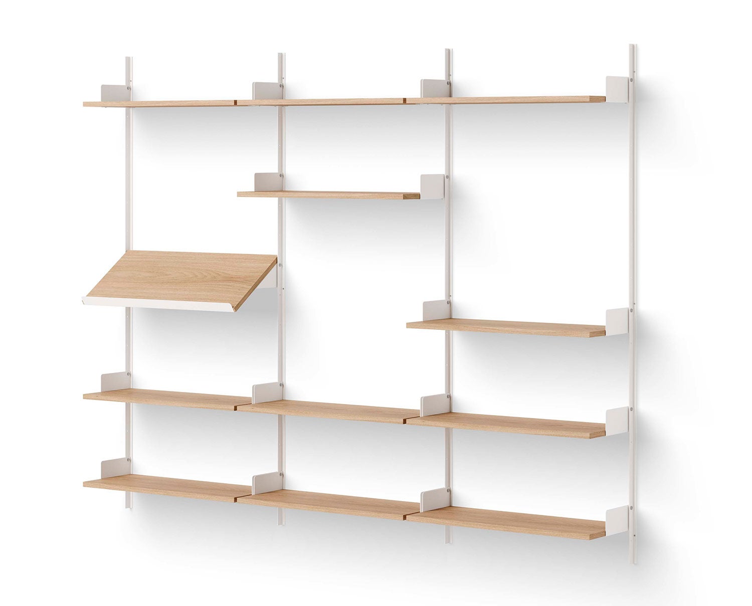 New_Works_Packshots_41990_NW_Display_Shelf_1900_White_Oak