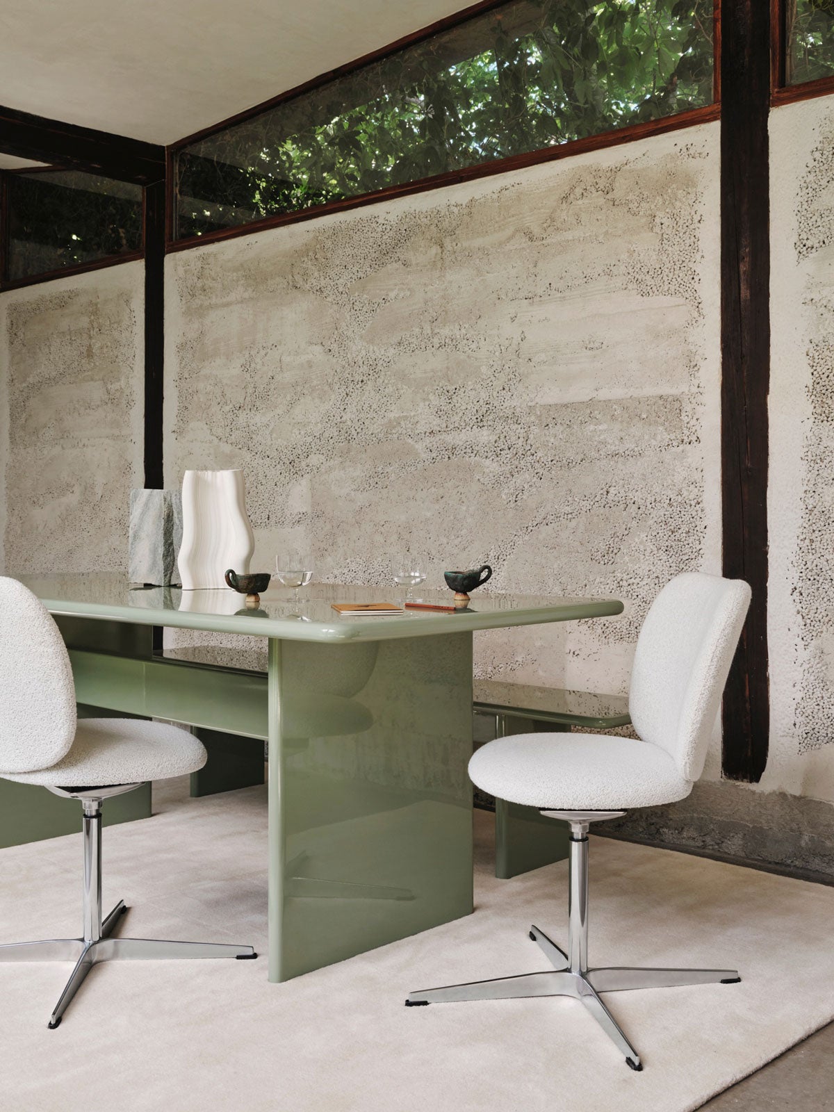 Ferm-Living-Rico-Chair-Swivel-Base-Soft-Boucle-Off-White-Sand-Lifestyle