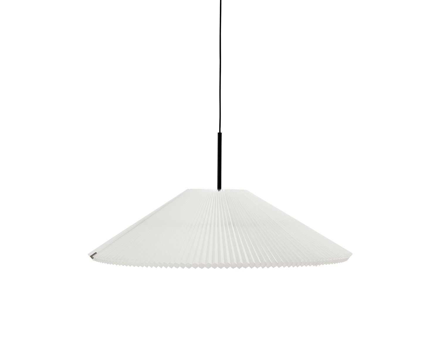 New-Works_Packshot_22220_Nebra-Pendant-Lamp-Small_Down_Off_1