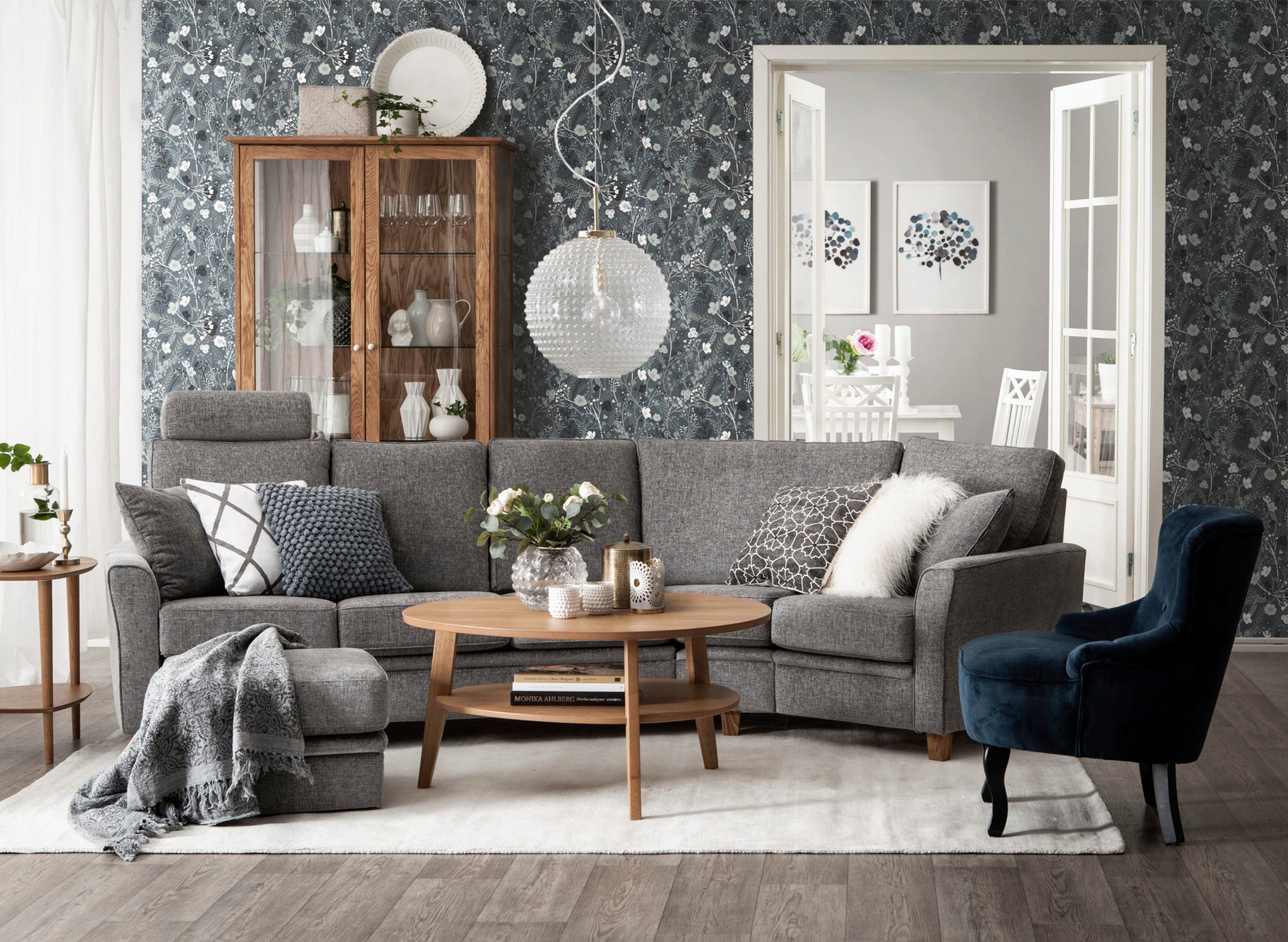 Eagle-100-80-och-Paus-Ek-miljö