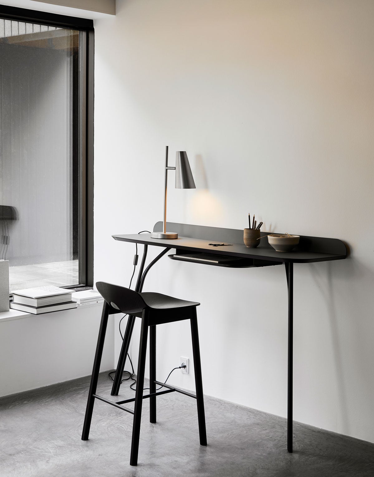 Cono-Table-Lamp-Metal-Lifestyle