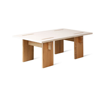 Eberhart-Arnold-Soffbord-Ljus-Betong-Ek