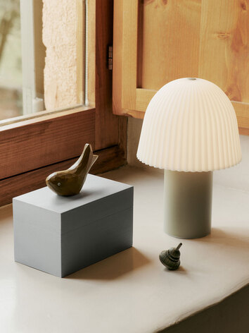 Ferm-Living-Frill-Portable-Lamp-Cashmere-White-Lifestyle