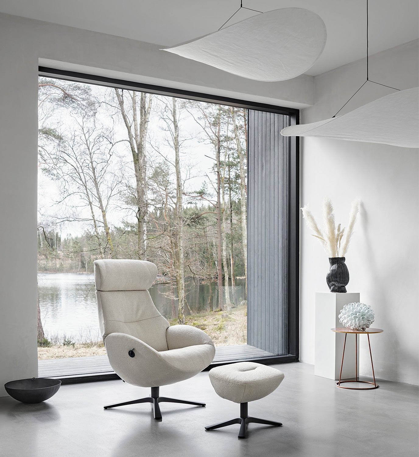 Globe-fatolj-jonform-miljo-23