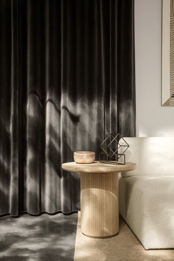 MoonLoungeTable_WonderSofa