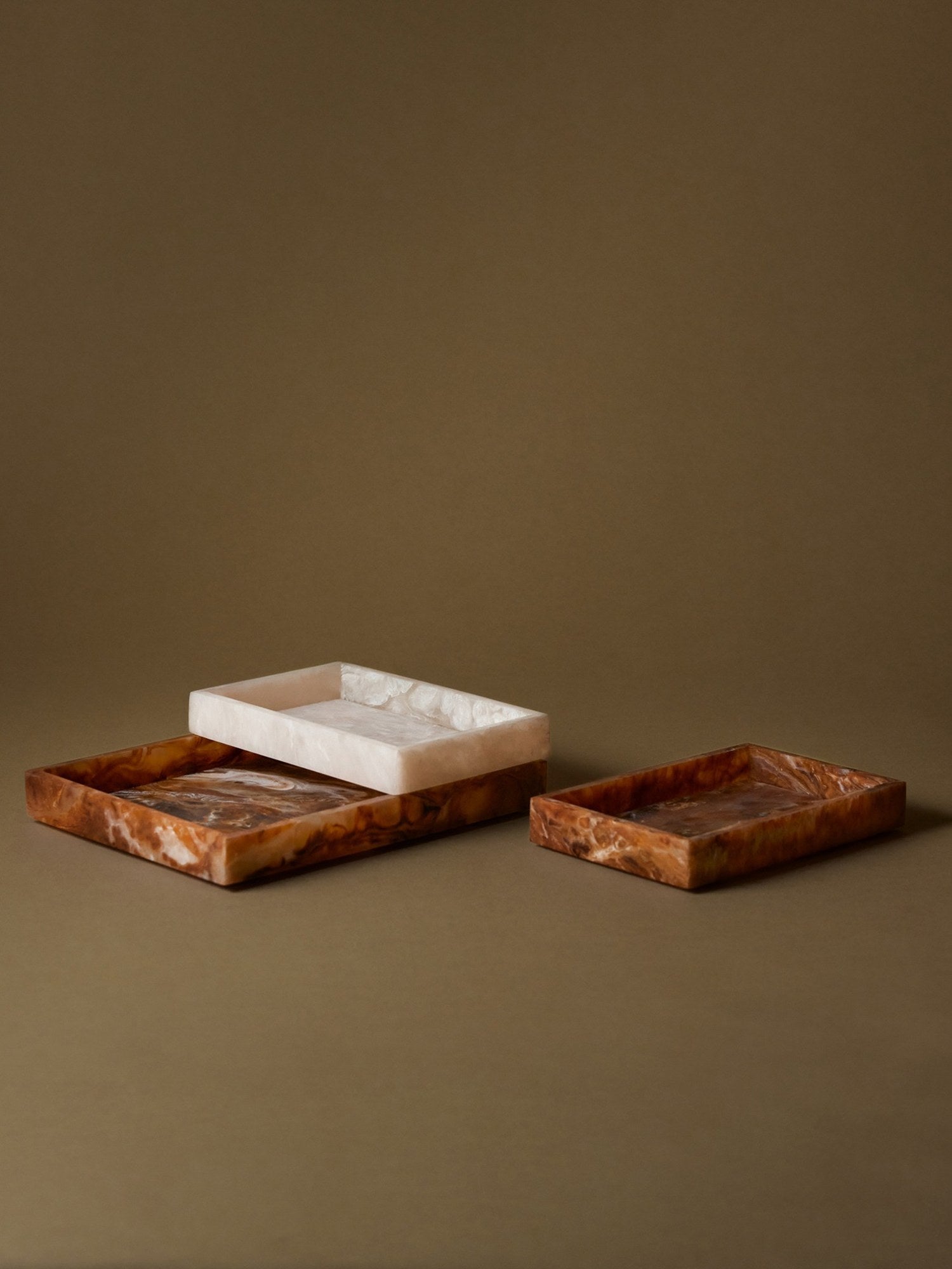 Ferm-Living-Mist-Tray-15-x-20-Sugar-Kelp-0008-miljo-1