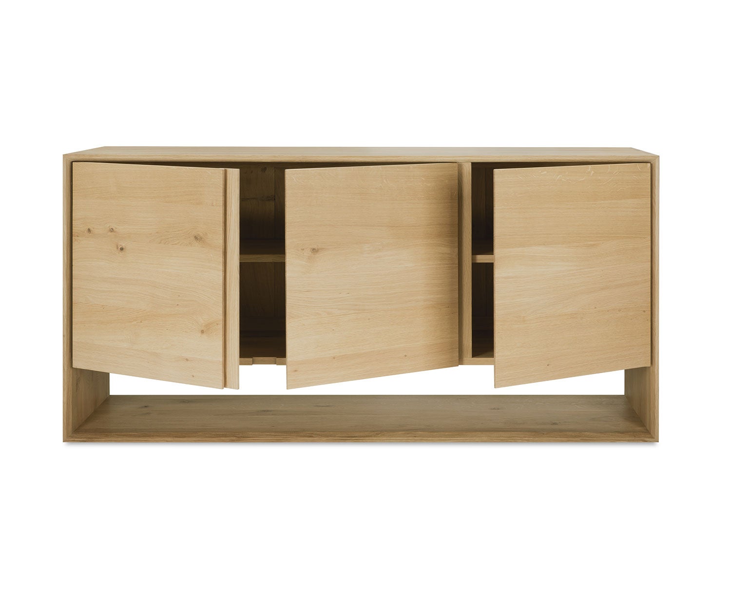 Ethnicraft-Nordic-II-Sideboard-3D_2