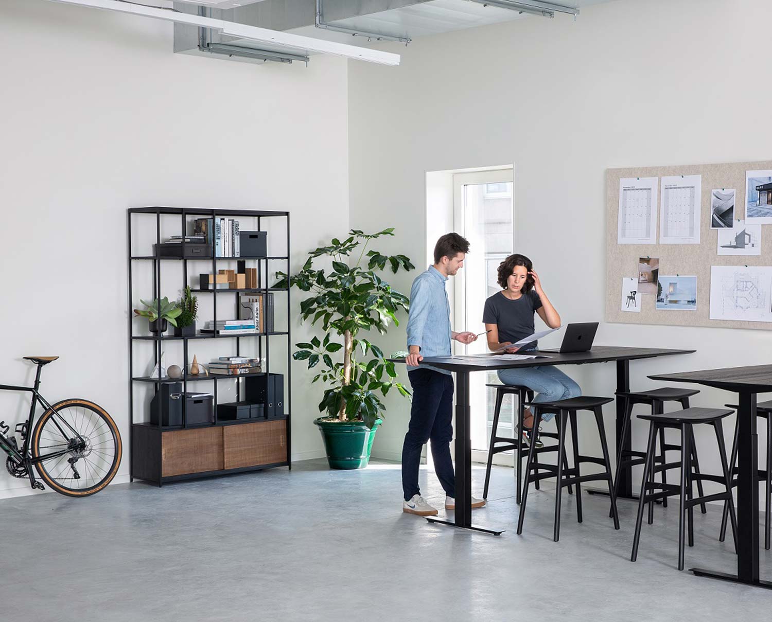 Studio-hylla-10082-m1-Ethnicraft