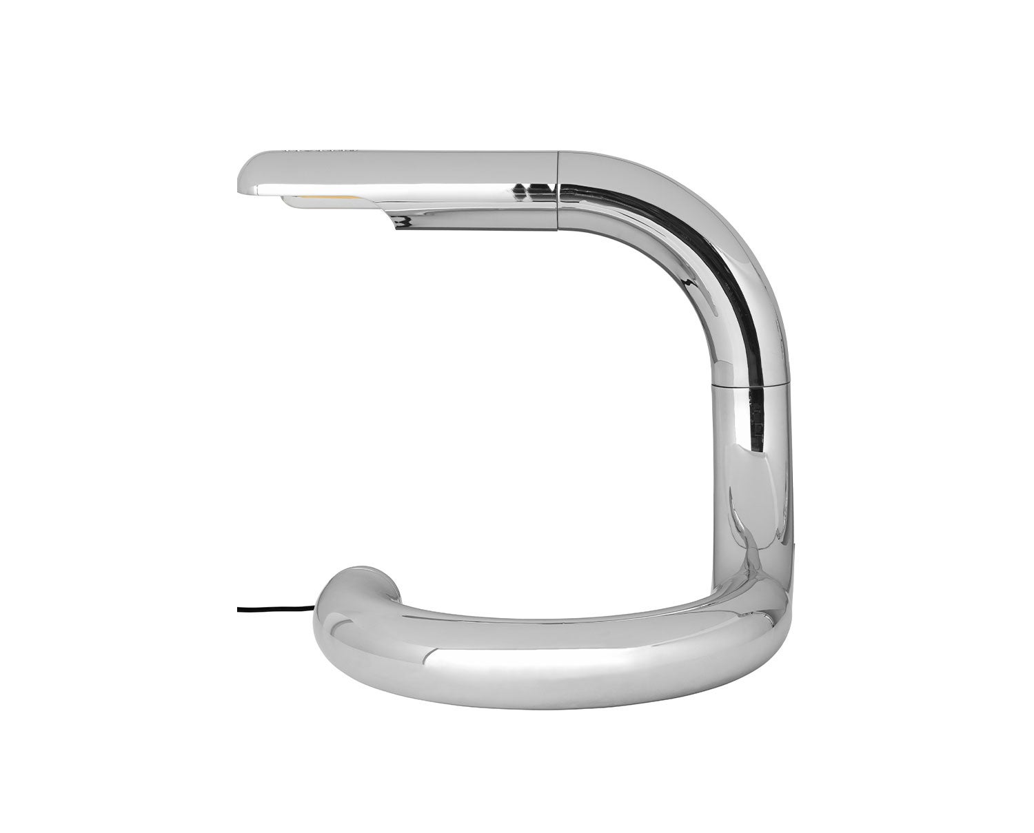 Gubi-Aspide-Bordslampa