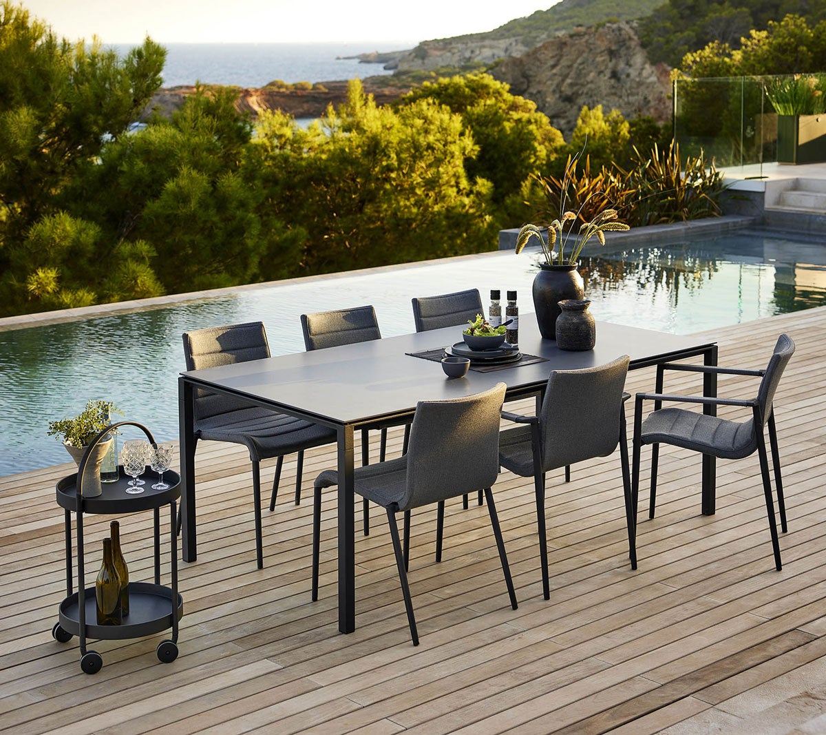 Pure-matbord-cane-line-Core_chair_pure_table_3_3106