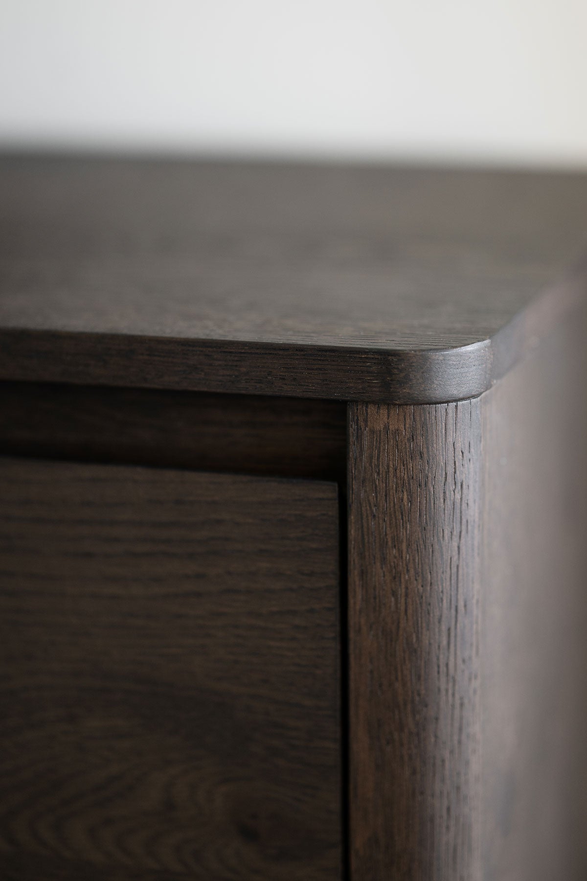 Melstone Color Melstone Skænk H70 | Brun Eg | Rowico Home | Tibergs Møbler