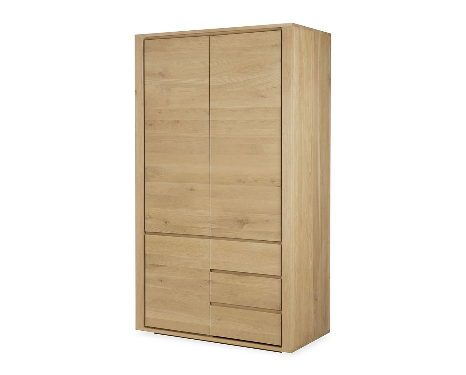 Ethnicraft-Shadow-Garderob-Ek