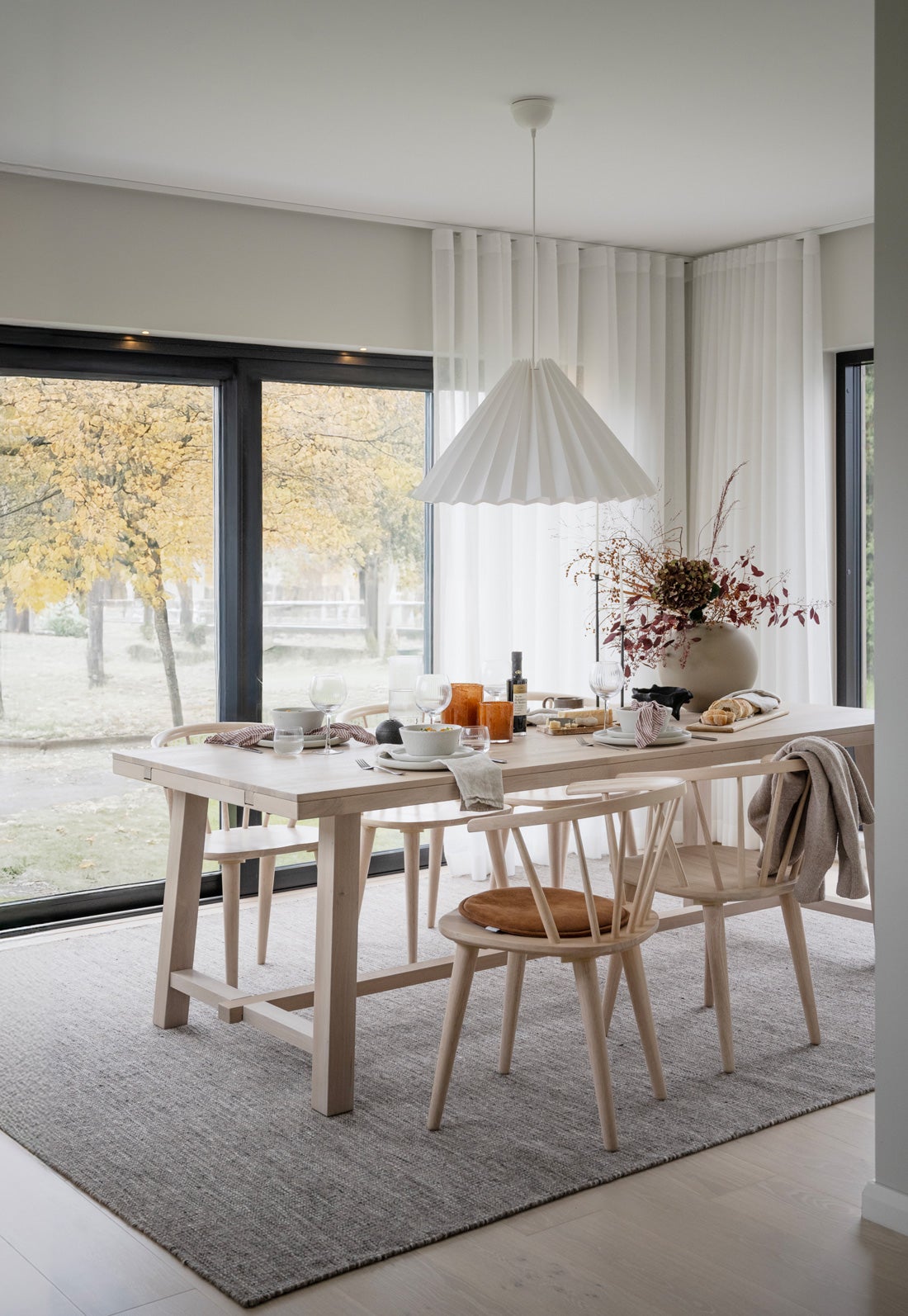 Rowico-Matsal-Matbord-Brooklyn-Stol-Carmenwhitewash