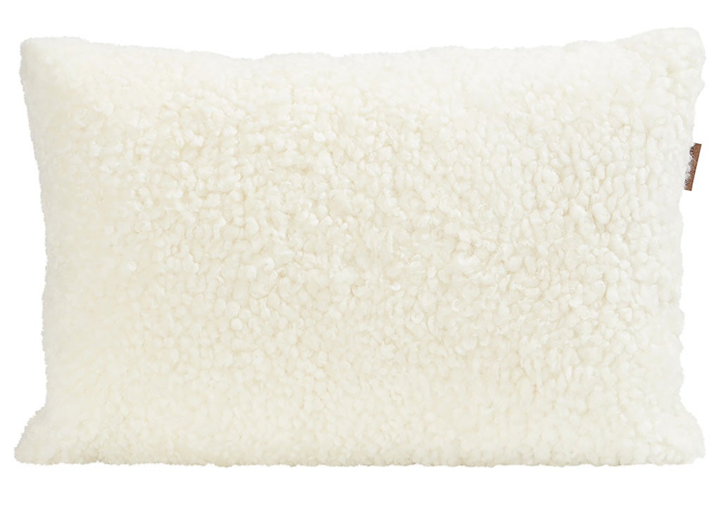 Alice-Farskinnskudde-60x40-Vit
