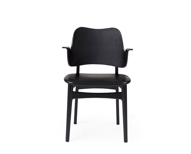 gesture-black-lack-seat-black-leather-dyed-back-black-lacquered-warm-nordic