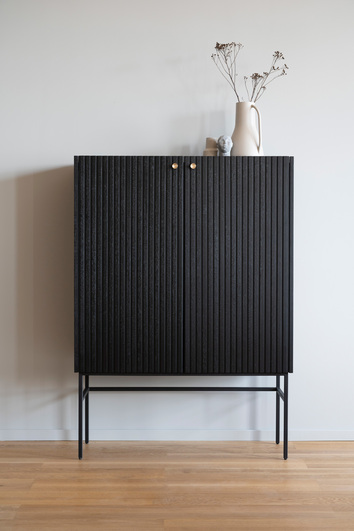 Halifax-Skap-Svart-Ek-Miljo