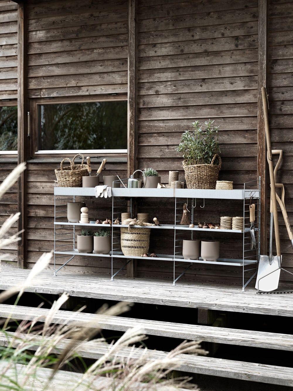 Outdoor_floor_panels_sideways.jpg Outdoor_floor_panels_sideways