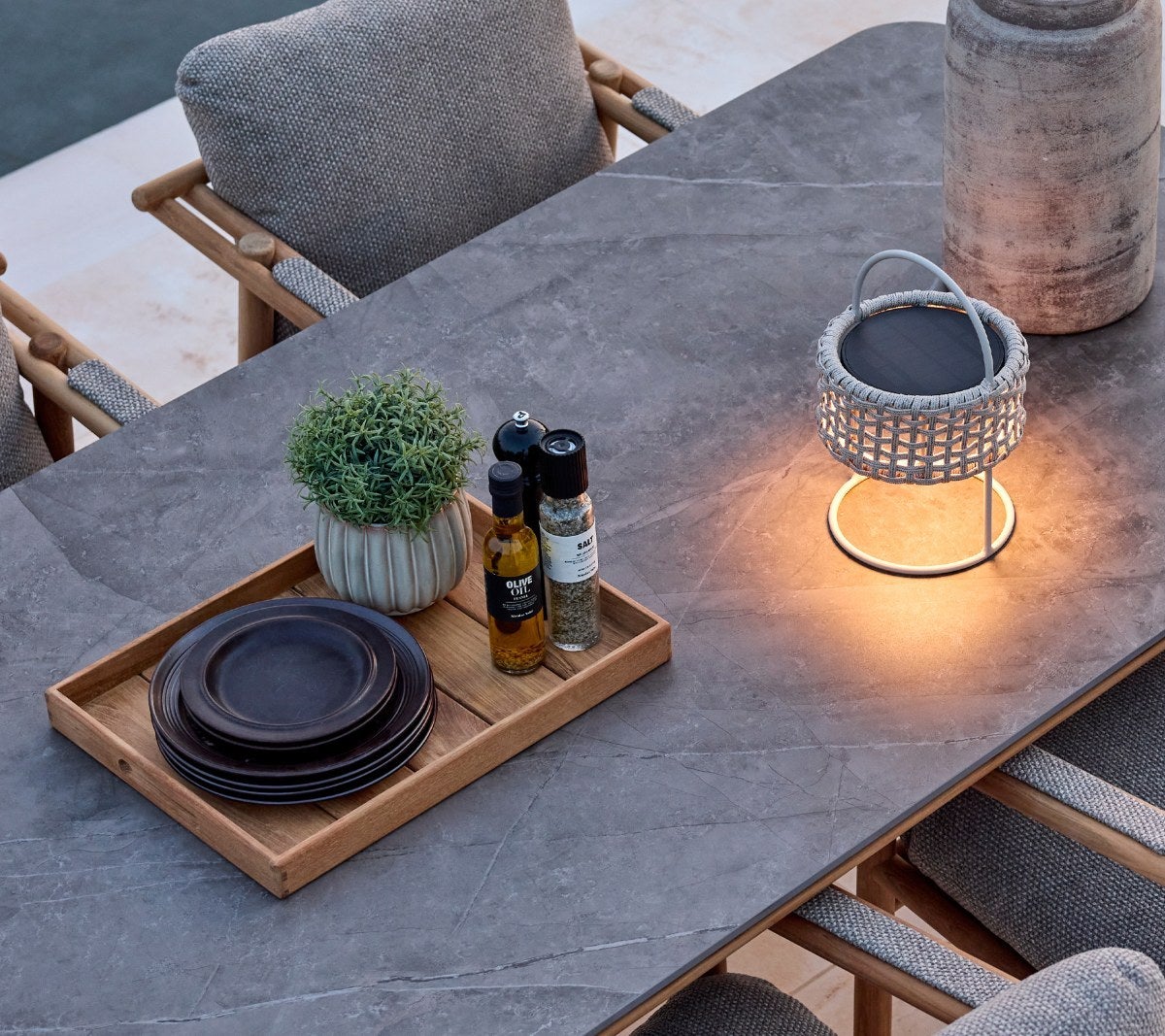 Club-tray-teak-Illusion-lamp-20063214-env-bdaf9
