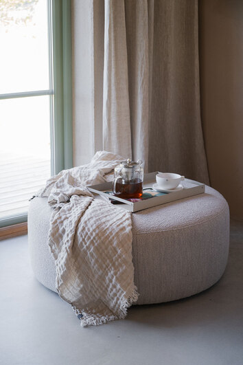 Rowico-Joplin-Pouf-90-Alice-01-Light-Beige-Lifestyle