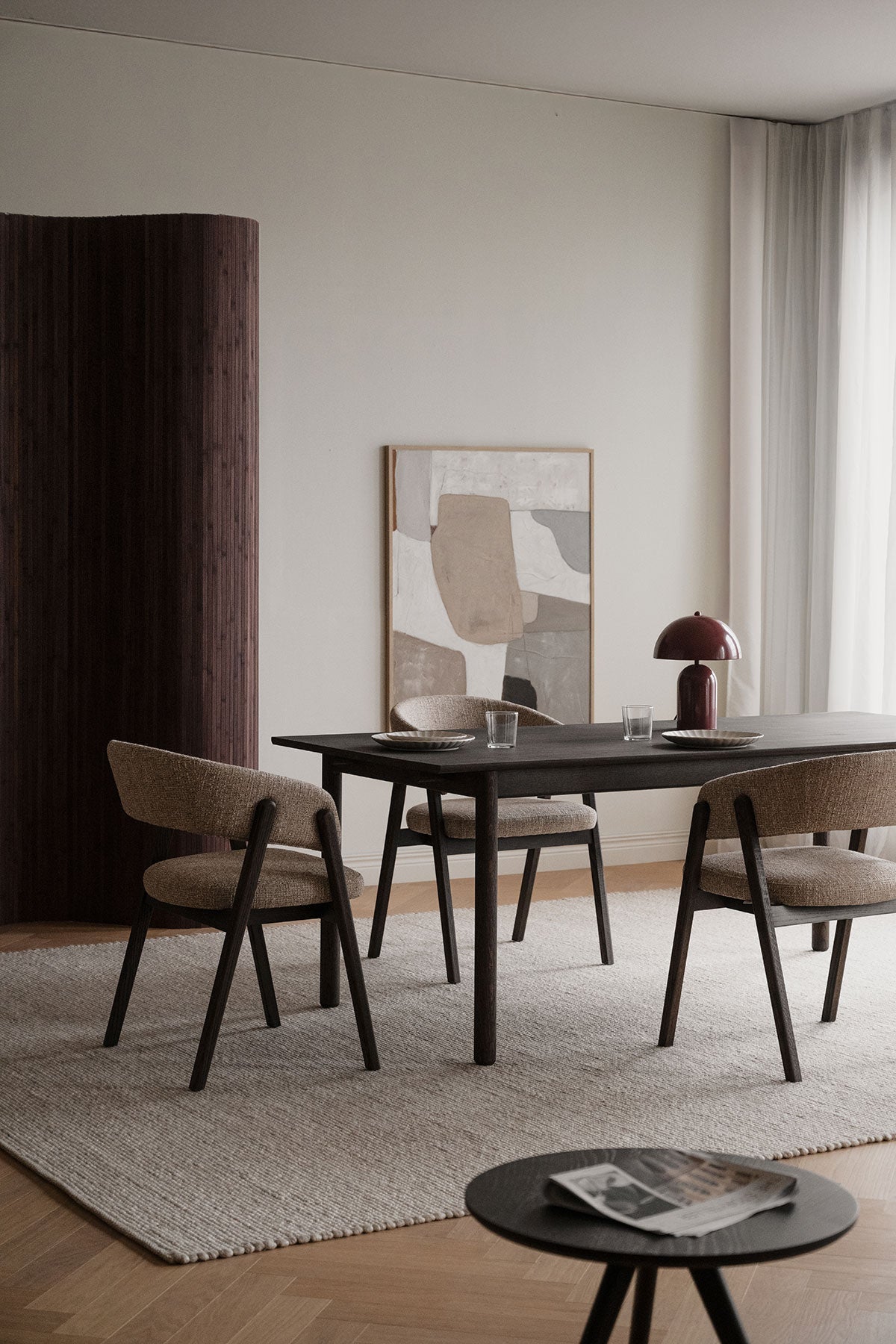 Rowico-Derrymore-Table-205-Brown-Oak-Lifestyle