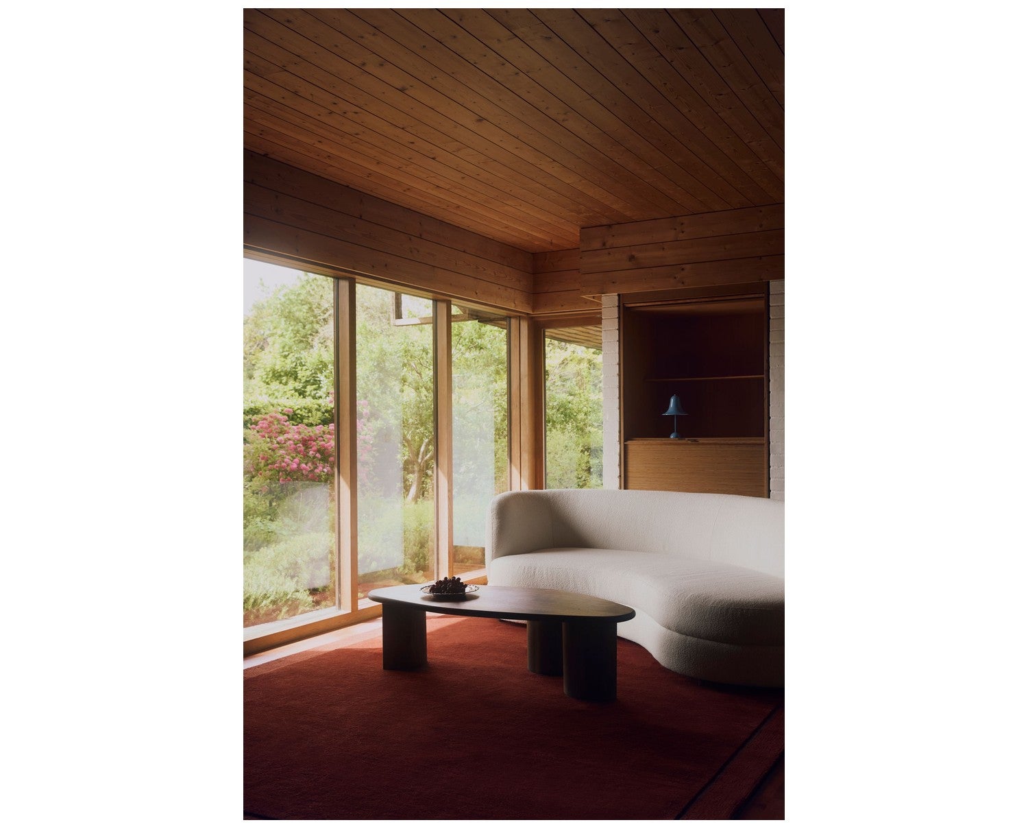 Louis-Rug-Burgundy-1
