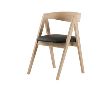 Maja-Stol-Vitoljad-Ek-Ladersits