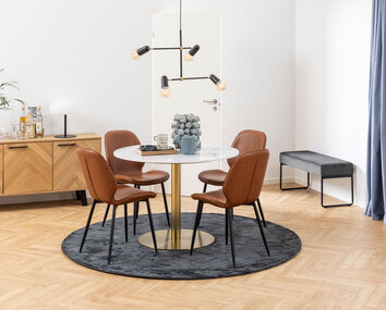 Actona-corby-matbord-massing