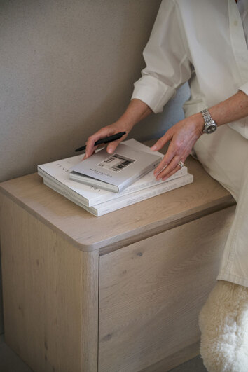 Rowico-Melstone-Lowboard-WW-Oak-Lifestyle