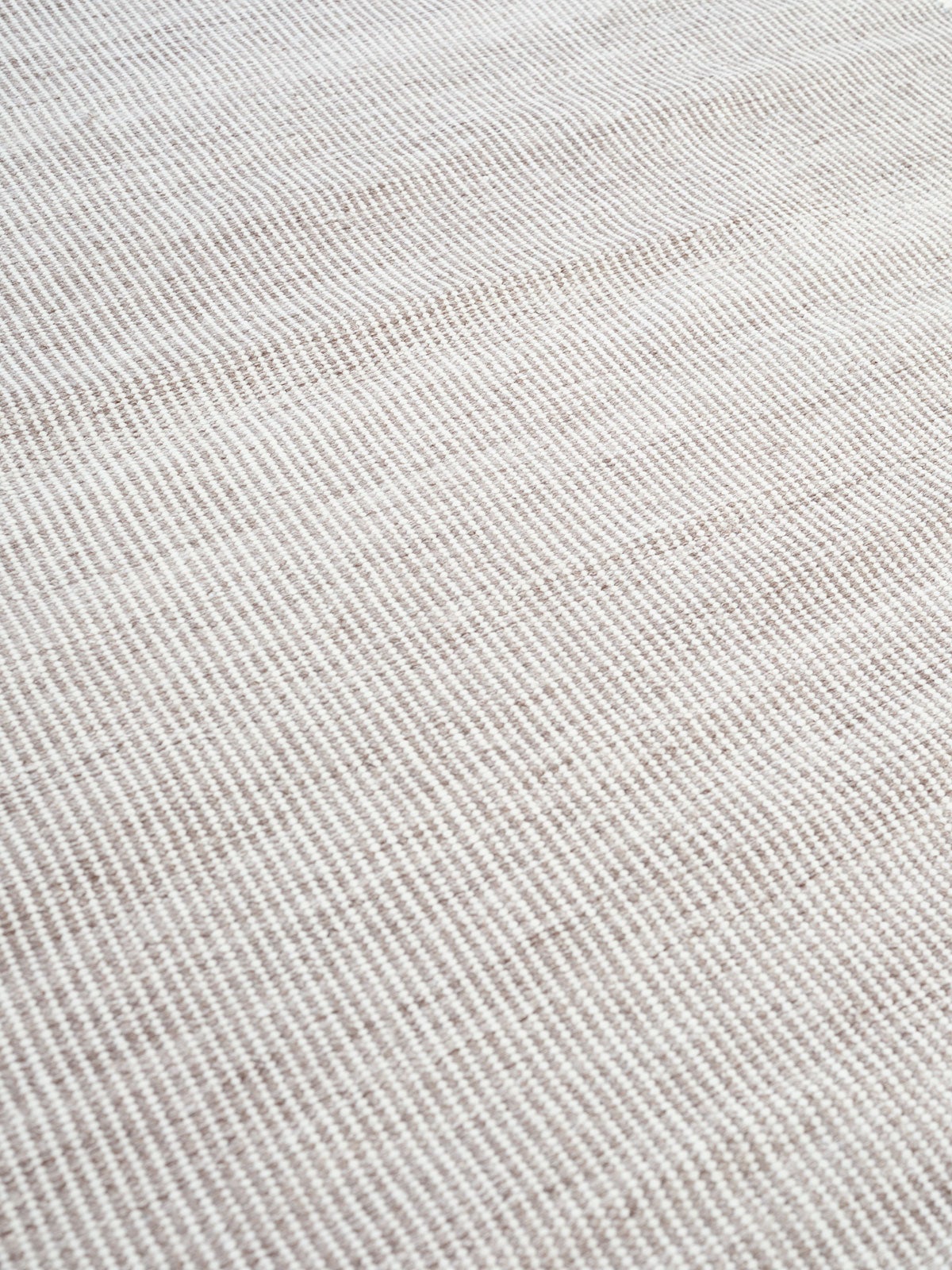 Struktur på Arbrello Tæppe i farven Off White