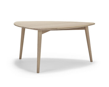 Stolab©-Yngve-Soffbord-90x90-Ek-Vitolja