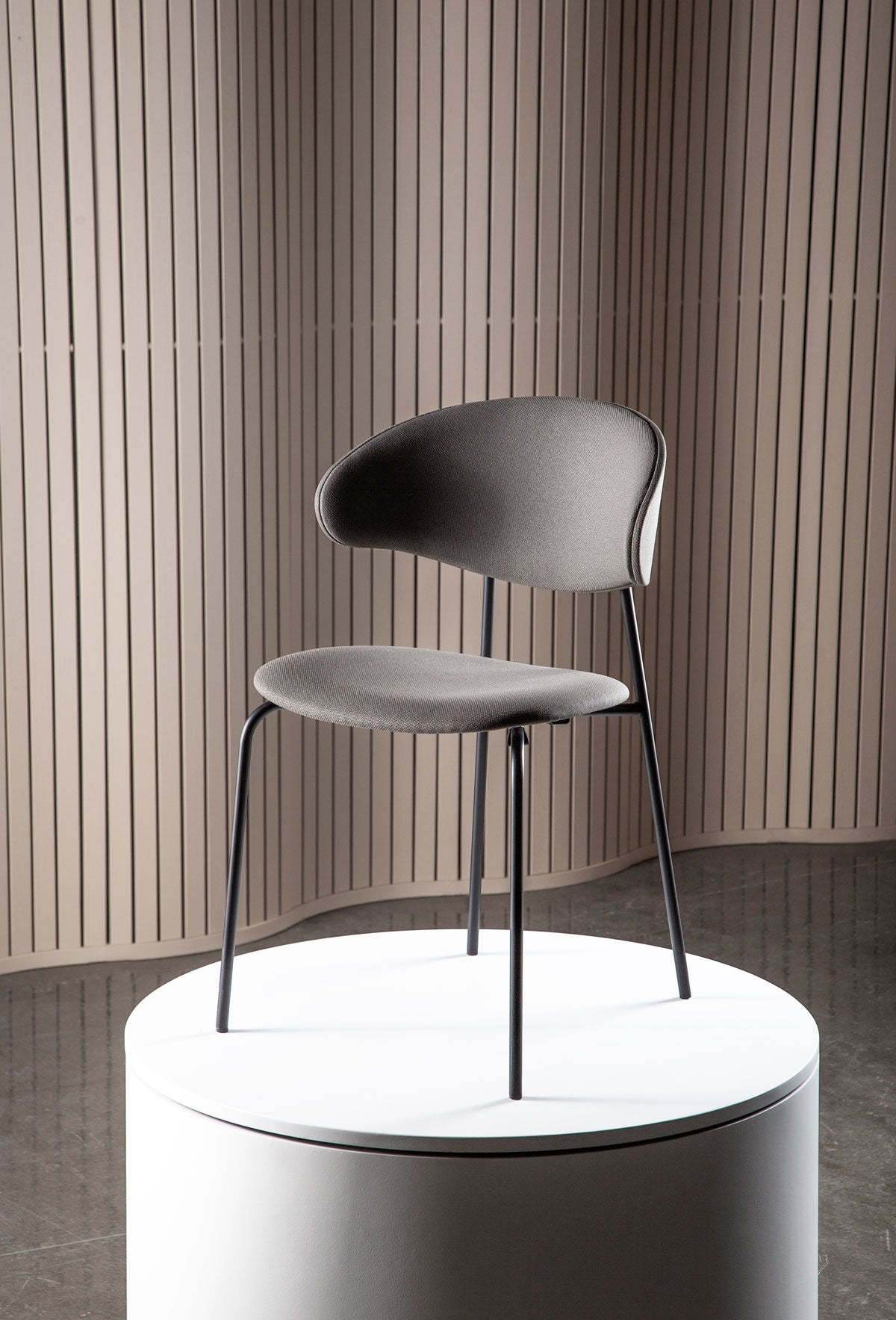 Ram-Steel-Comfort-Stol-Miljobild_01