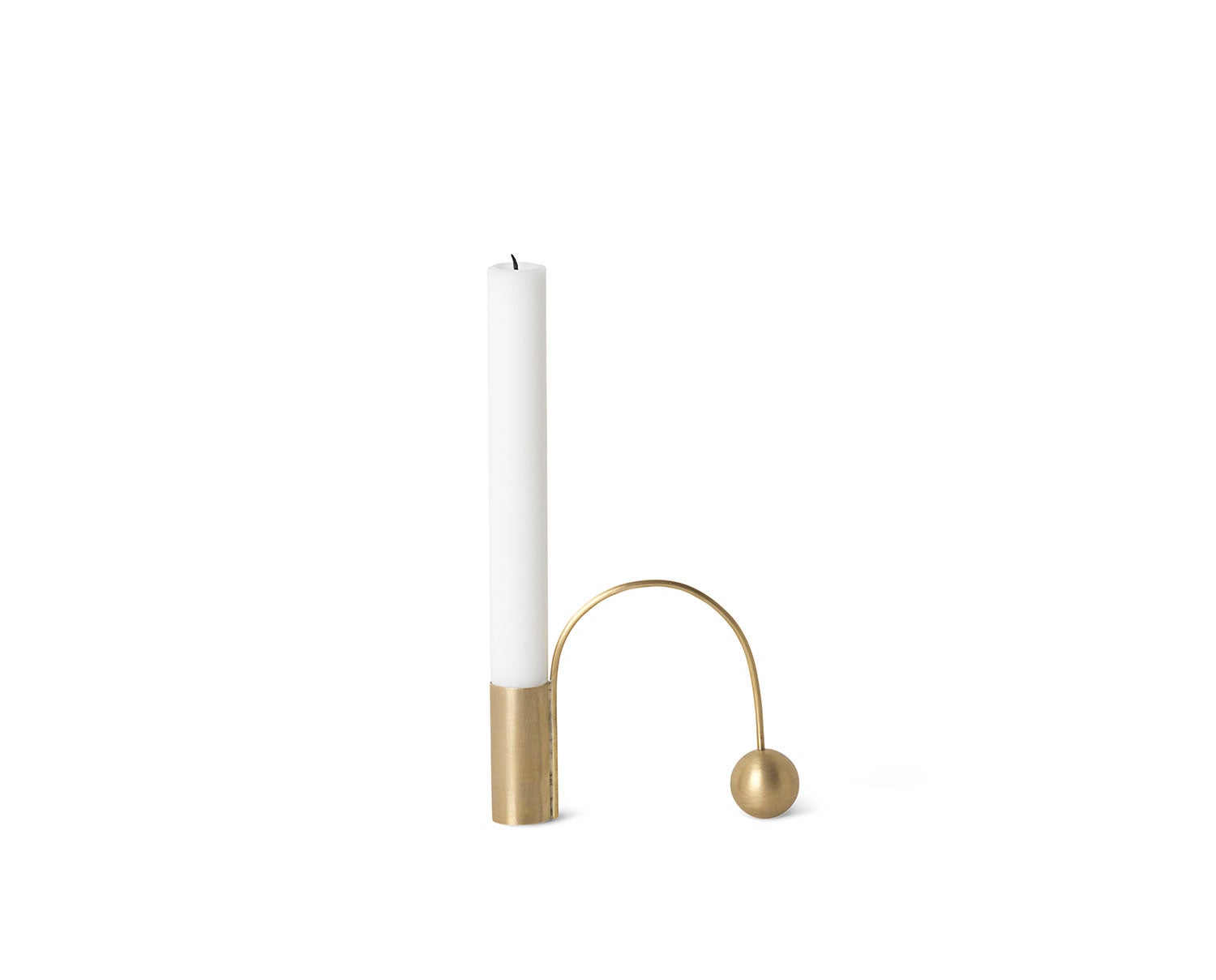 Ferm-Living-Balance-Ljusstake-Massing