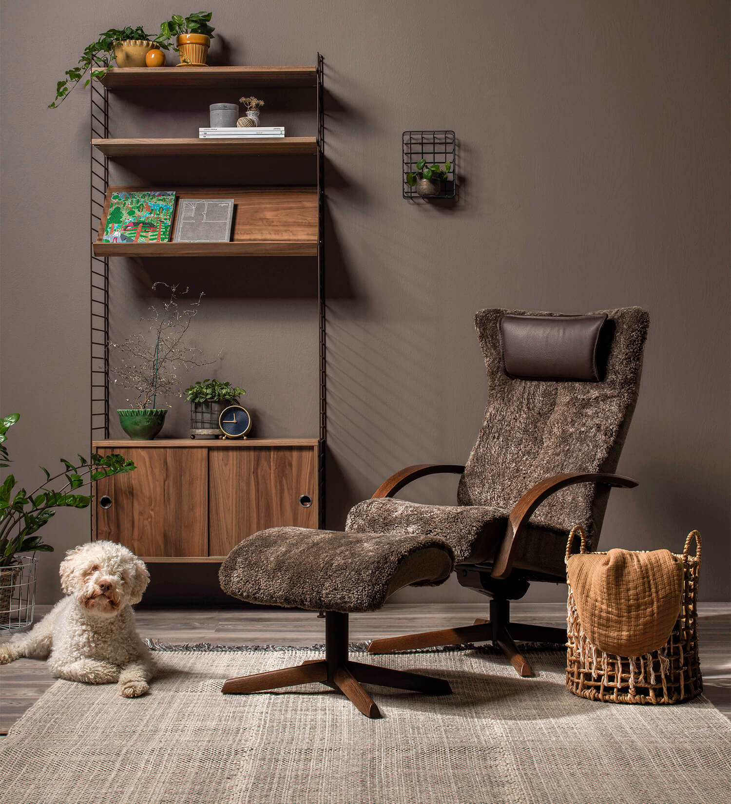 Fårskinns-kampanj-22-Header-delta-motion-red-pernilla