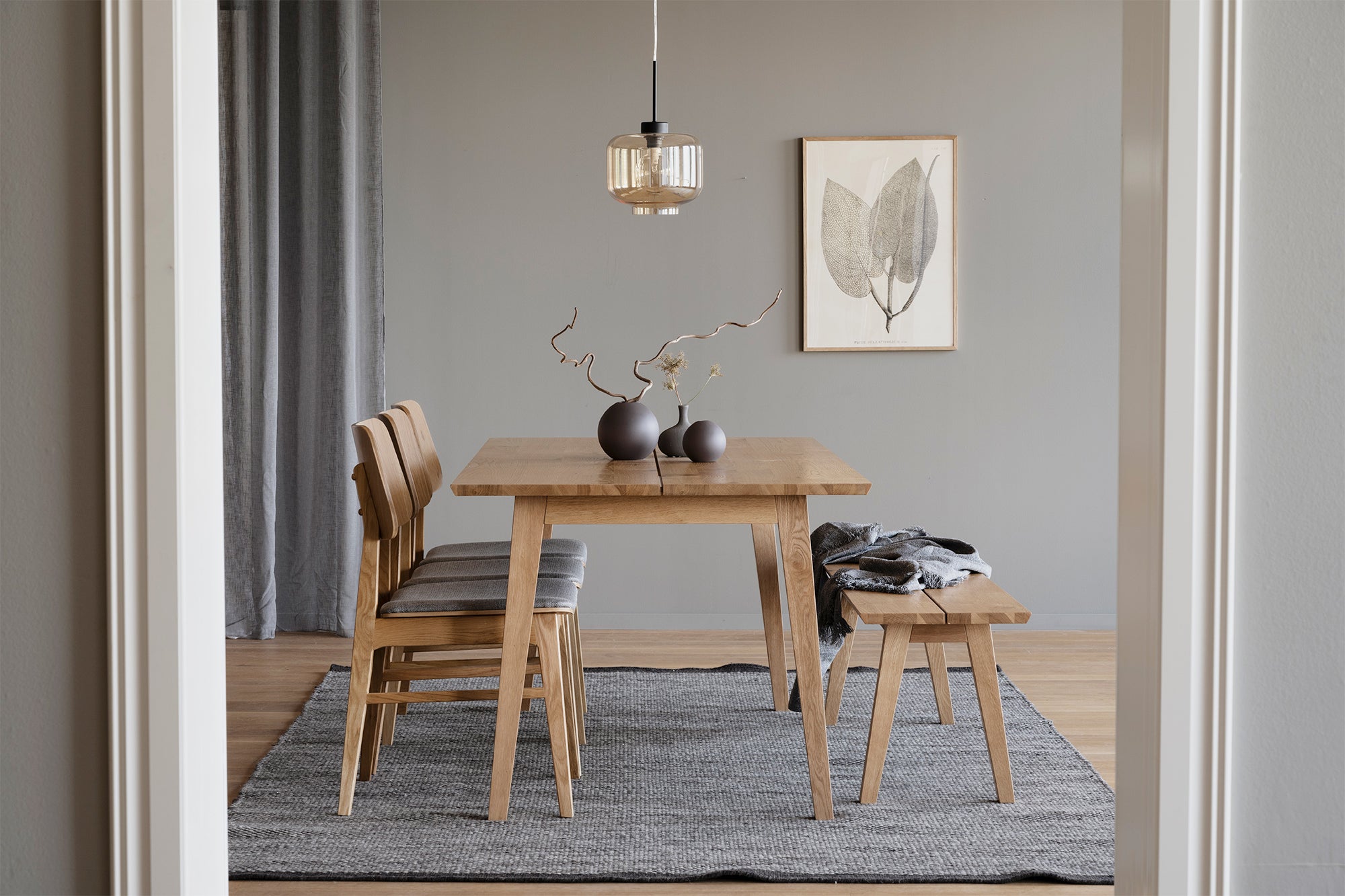 Melfort-table---119745,-Melfort-bench---119748,-Nagano-chair---119430,-01