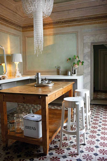 Charles-Ghost-barpall-Miljo-75-solid-vit