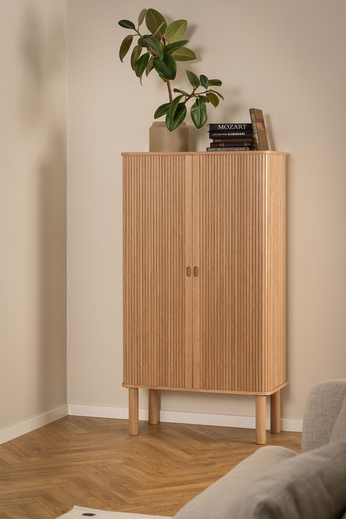 actona-langley-cabinetsmall2-