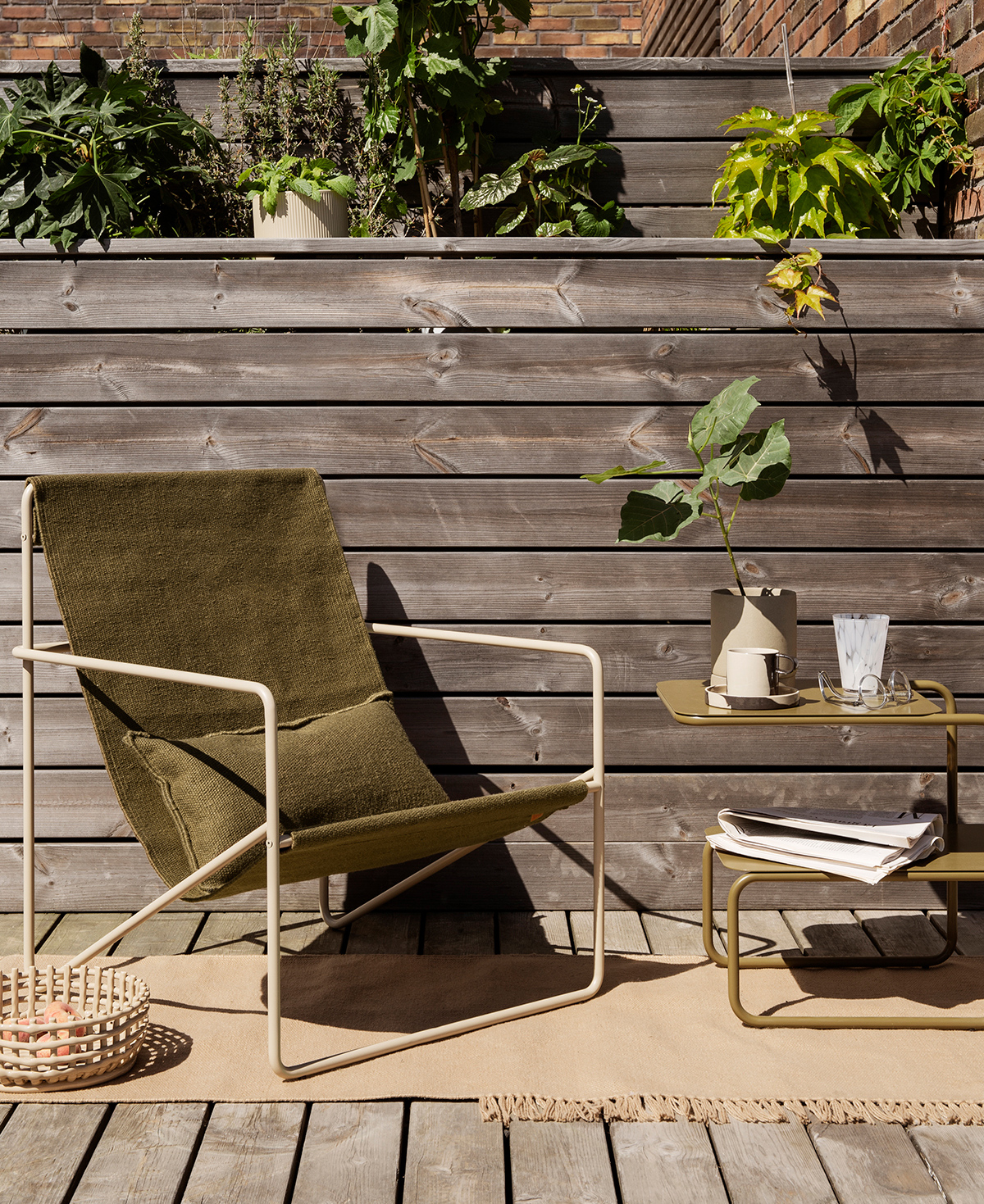 Ferm-Living-Desert-Lounge-Chair-Cashmere-Olive-Lifestyle-Crop-Startpage.jpg Ferm-Living-Desert-Lounge-Chair-Cashmere-Olive-Lifestyle-Crop-Startpage