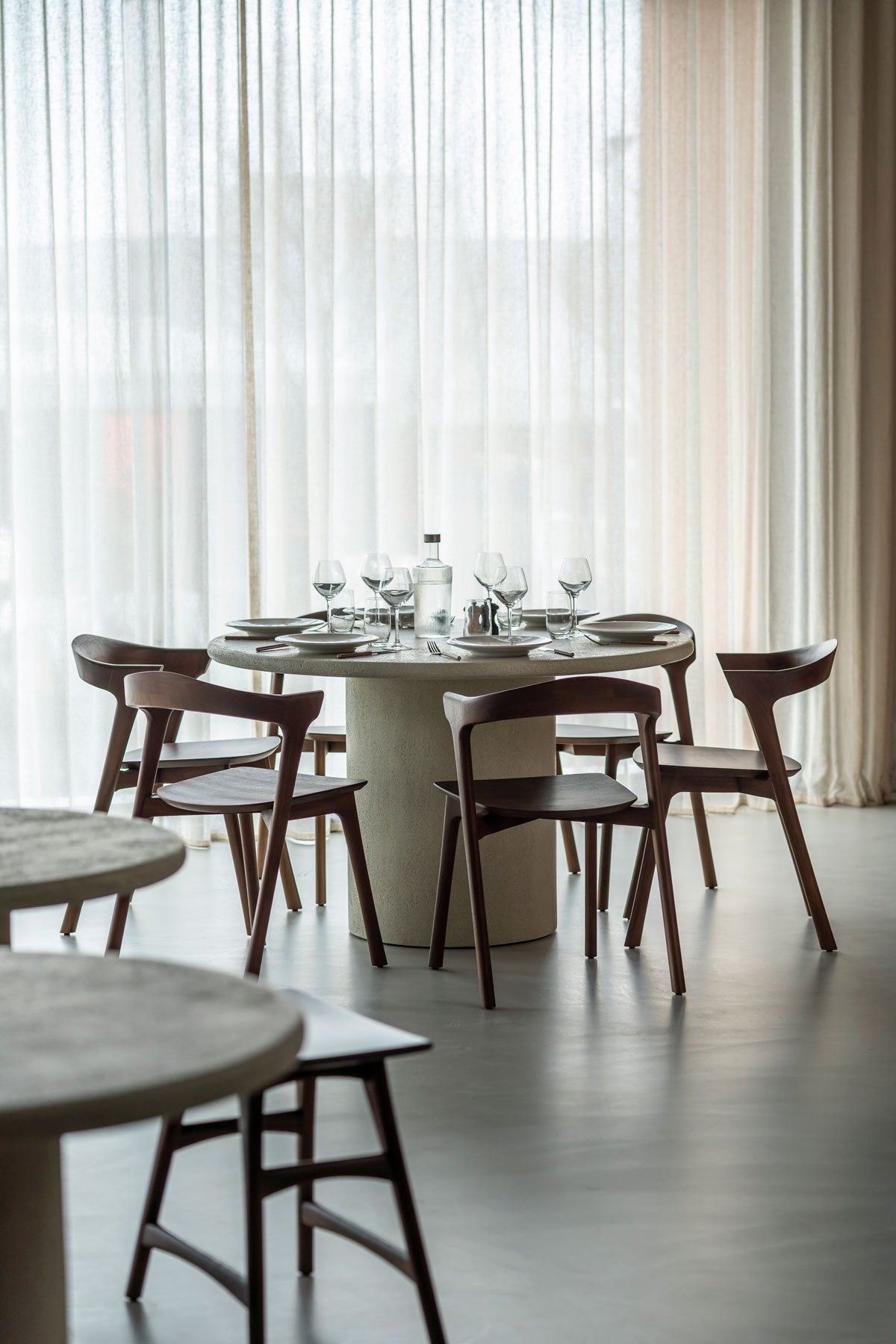 Elements-Matbord-Microcement-Miljo