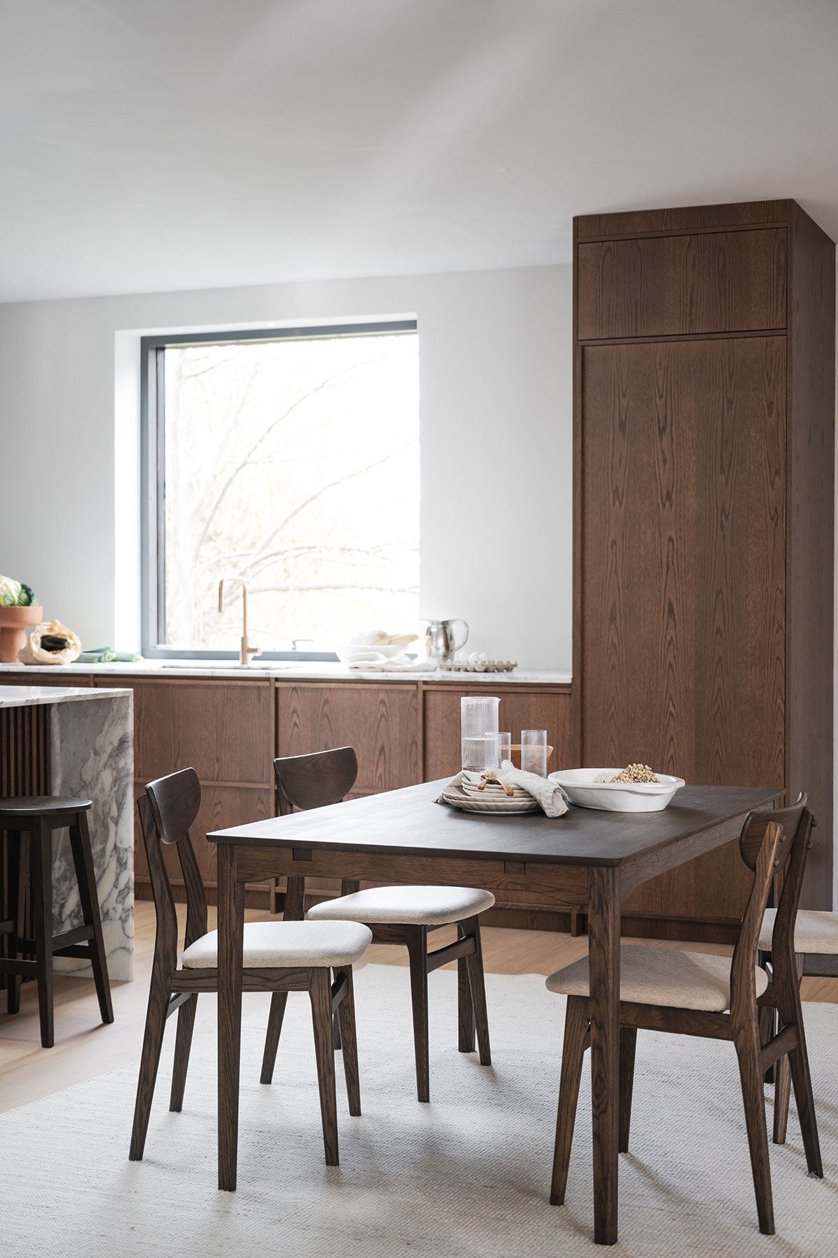 Markham-Matbord-140-Brunoljad-Ek-Miljo