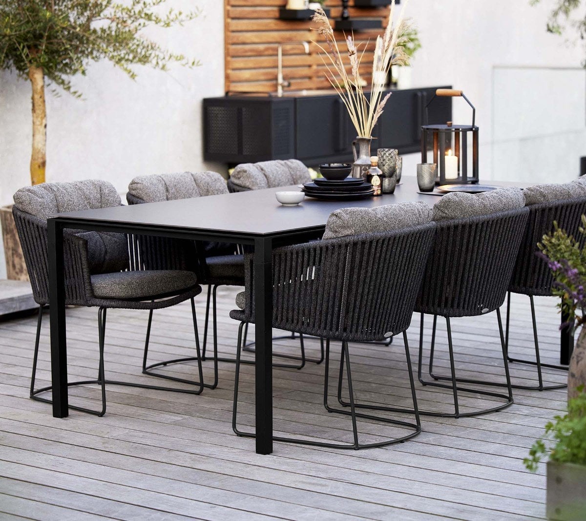Moments-chair-pure-table-21435959-env-29b1c