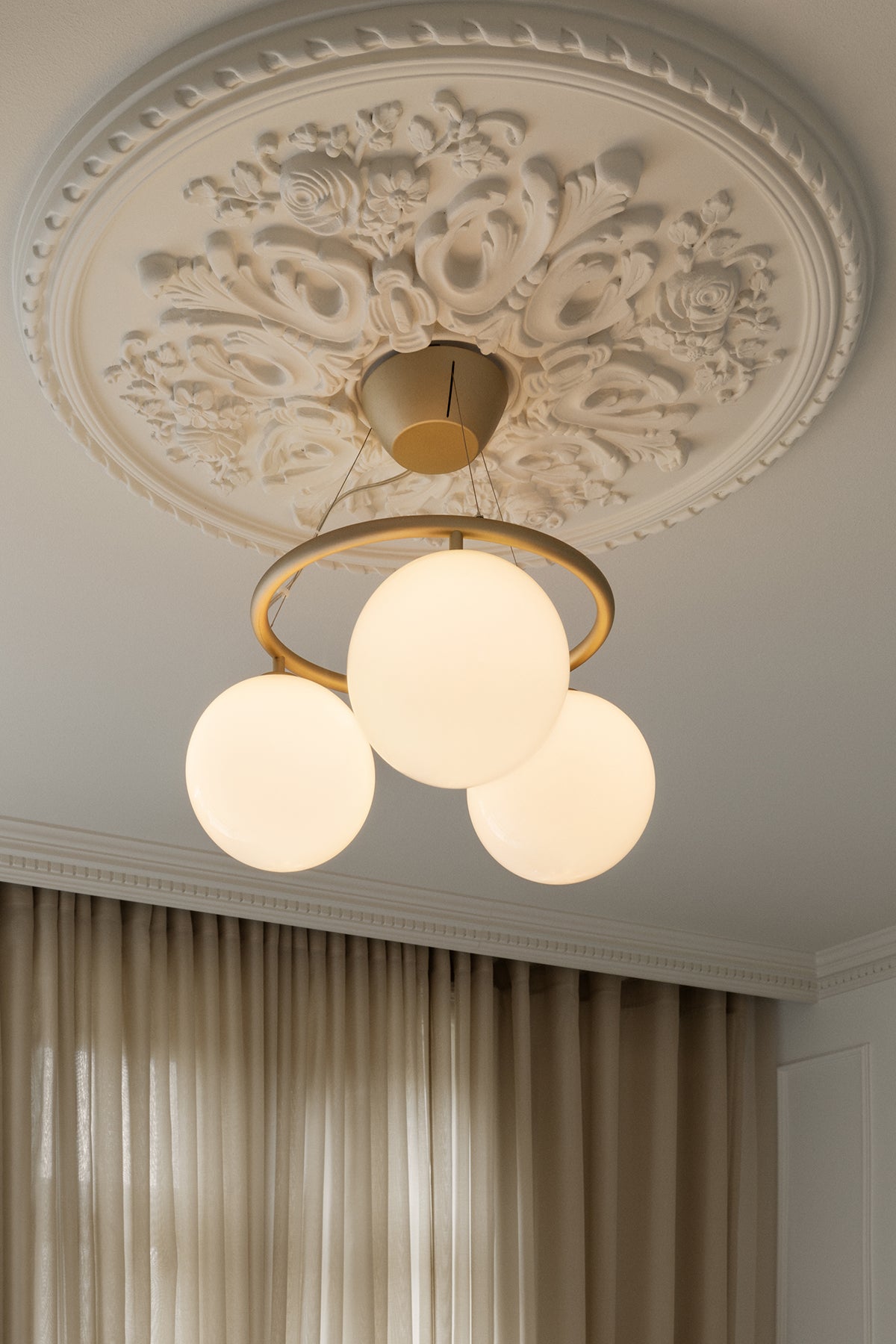 Nuura-Miira-3-Circular-Chandelier-Brass-Opal-Lifestyle-1