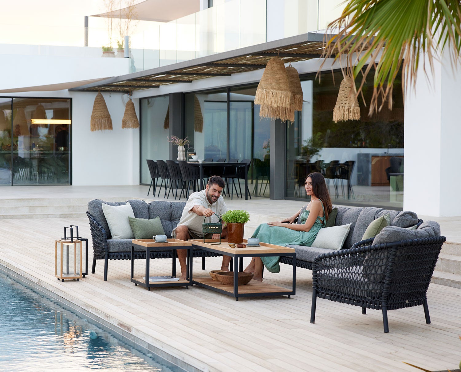 Ocean-soffgrupp-dark-grey-2