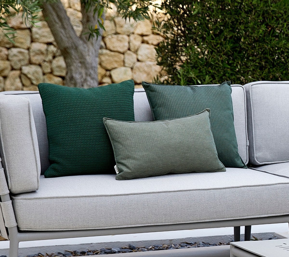Link-scatter-cushion-3-21349202-env-a7faa